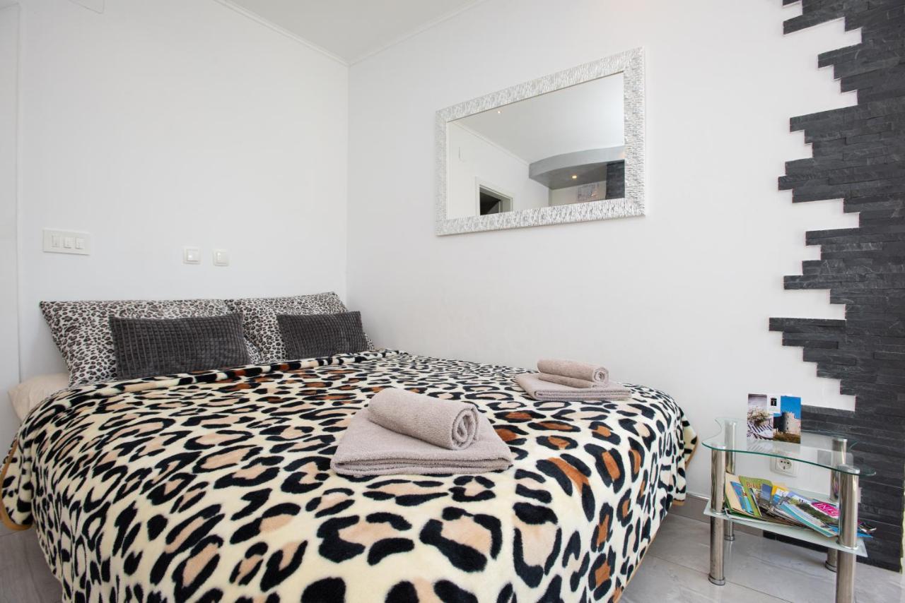 Apartments Viky Kraljevica Exterior photo